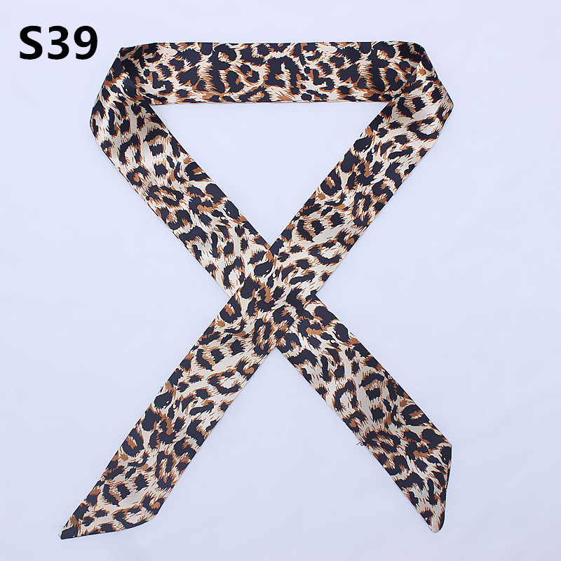 47 Colors Brand Bandana Small  - Scarf Silk Square ulasan dan harga