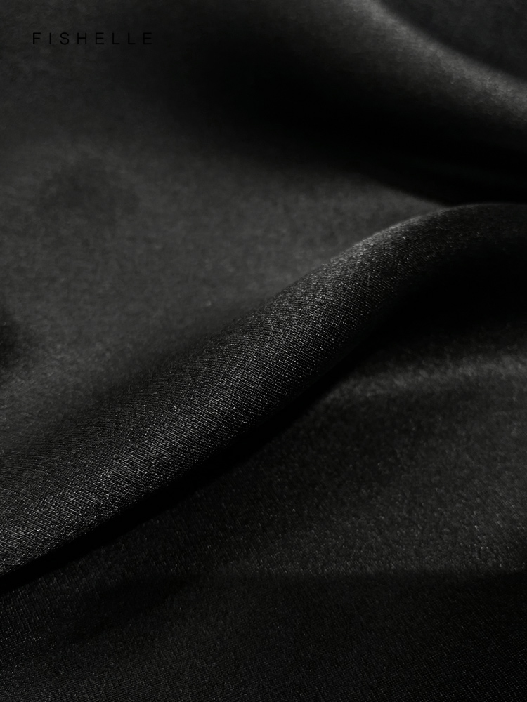 Solid color black pure silk sc - Scarf Silk Square ulasan dan harga