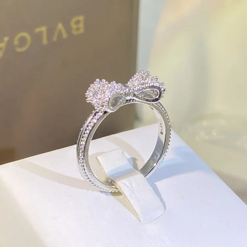 Fancy Bow Ring with Dazzling C - Tie Clip Silver ulasan dan harga